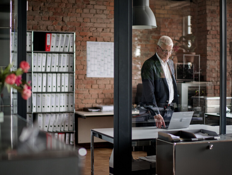 kreativ-soehne-Kanzlei-Wind-100022